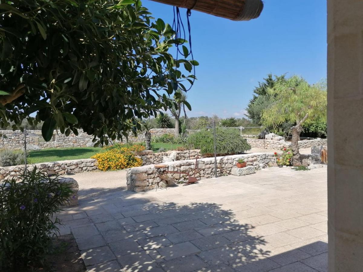 Agriturismo Allu Ruvezzu Panzió Torre Mozza Kültér fotó